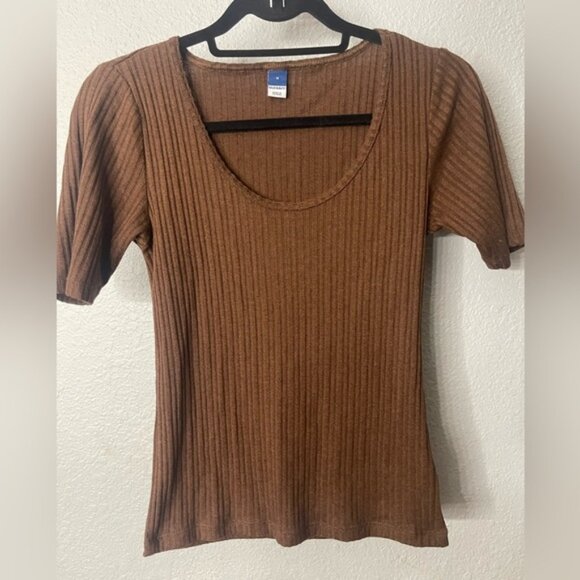 Old Navy Tops - Old Navy Brown Ribbed Women's Top